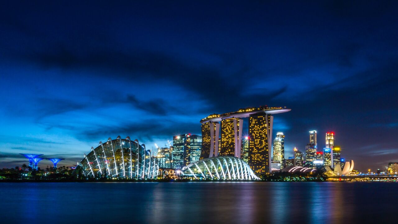 Illustratie voor: Singapore slaat handen ineen met Japan, Zwitserland en VK voor crypto