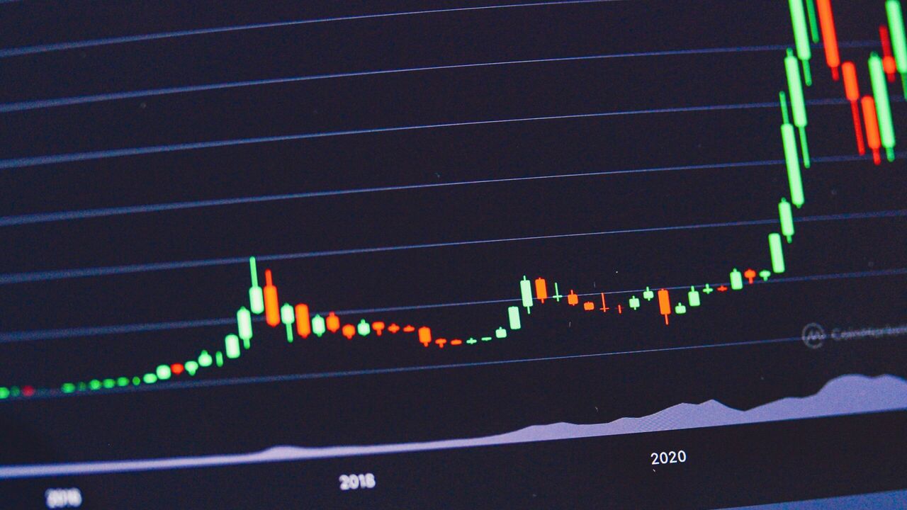Illustratie voor: Hoe veel winst maakte de gemiddelde crypto belegger in 2023?
