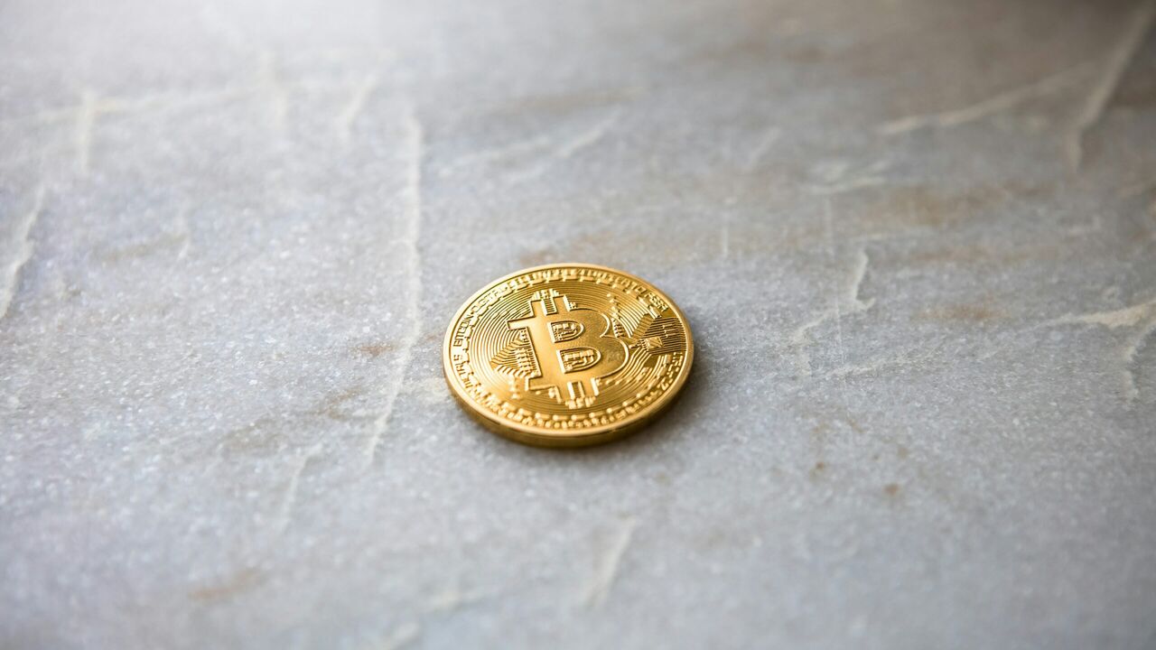 Illustratie voor: BlackRock vergroot Bitcoin inzet met aankoop van BTC ETF’s