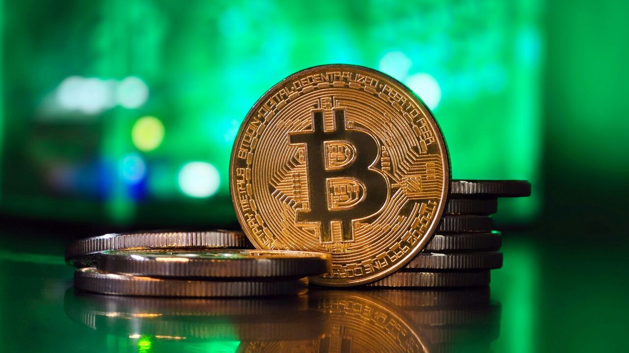 Illustratie voor: Hoe Bitcoin kan profiteren midden in Amerika’s groeiende schuldenberg