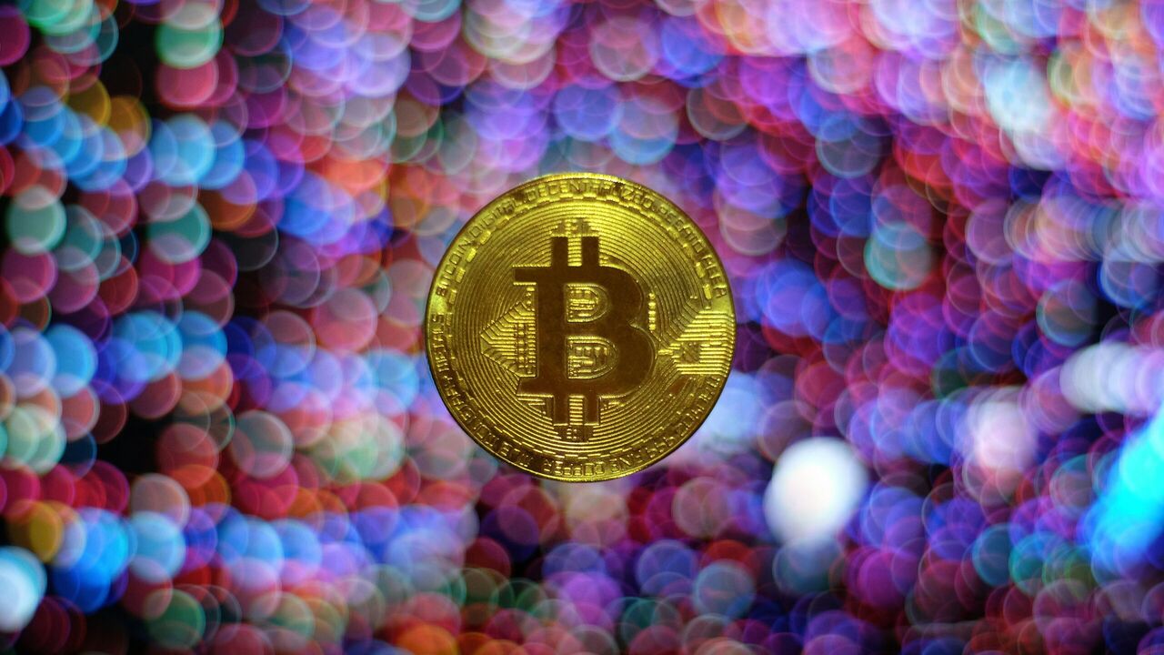 Illustratie voor: Bitcoin maakt El Salvador $85 miljoen rijker